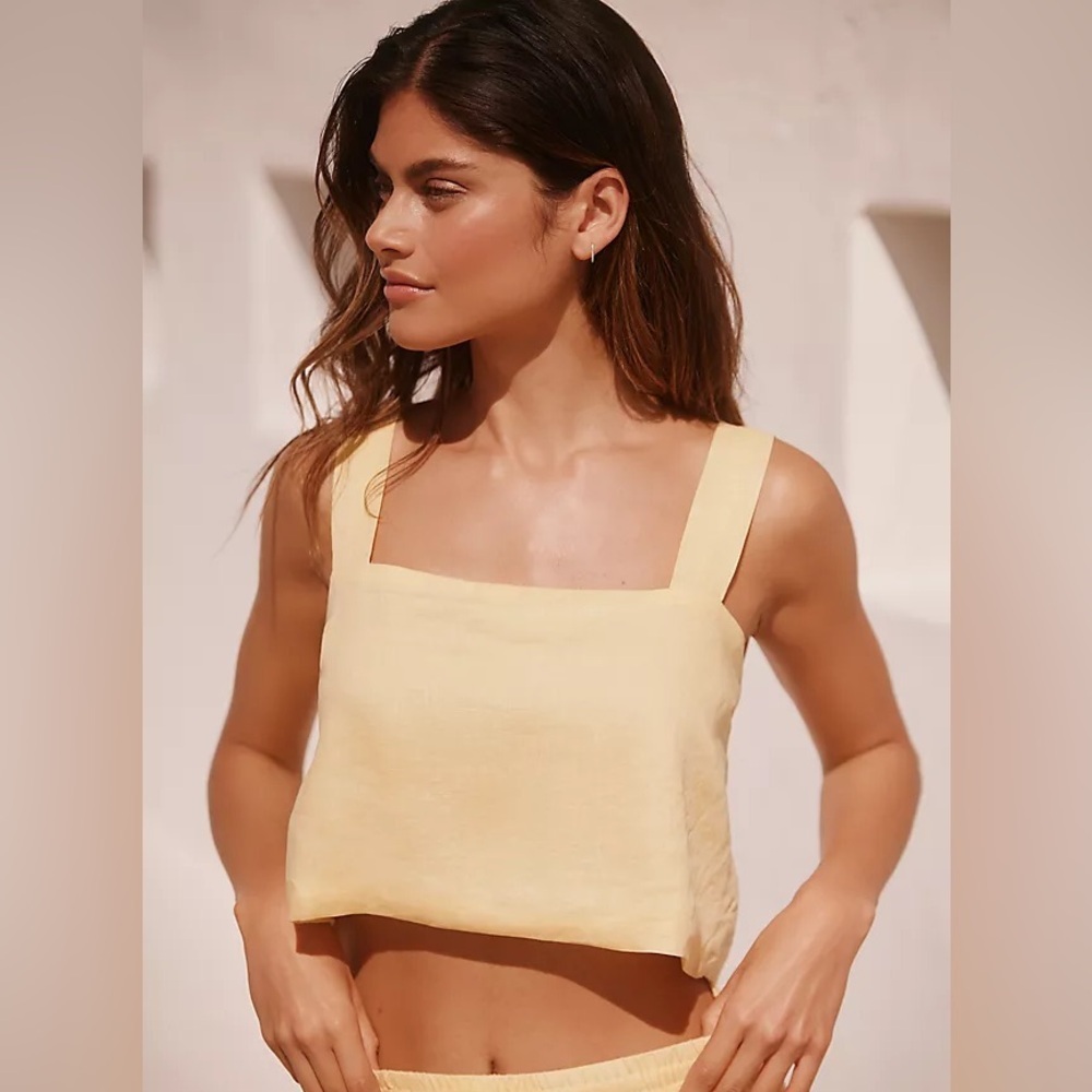 O.P.T Light Yellow Square Neck Cropped Top Flax /Linen Blend size Medium